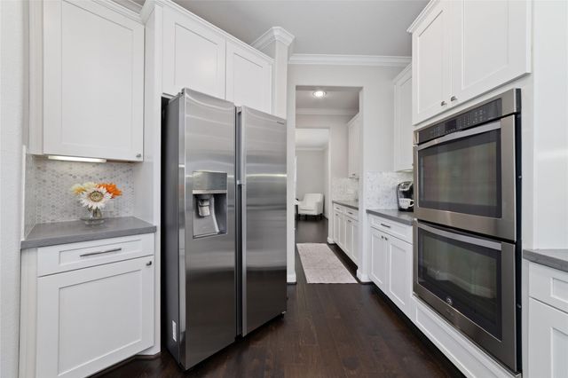 12043 Tree Top Hills Lane, Tomball, TX 77377