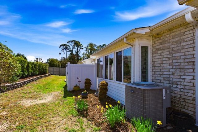 1442 Baldwin Ct, Little River, SC 29566