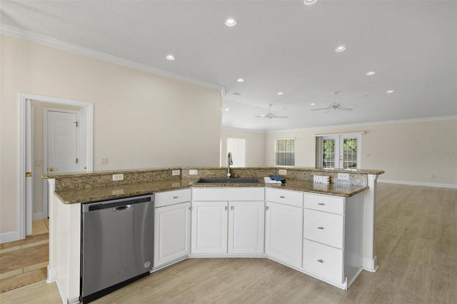 5009 HARBOR HEIGHTS, Lady Lake, FL 32159
