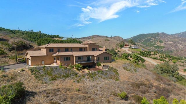 3034 Mountain View Dr, Escondido, CA 92027