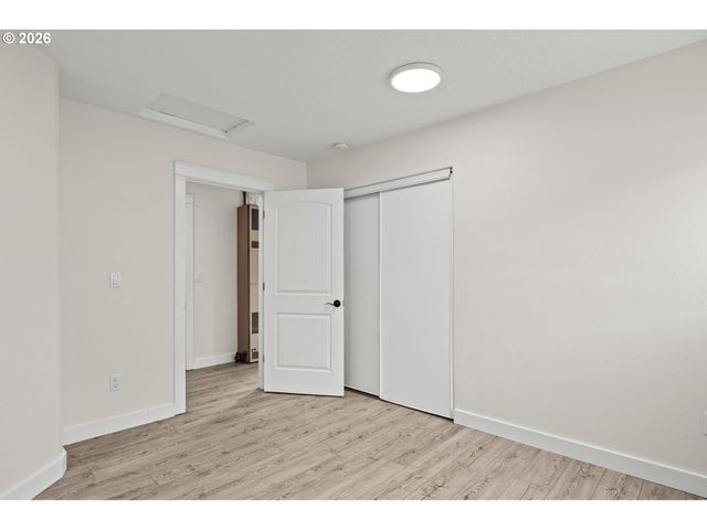 5321 Se HENDERSON St, Portland, OR 97206