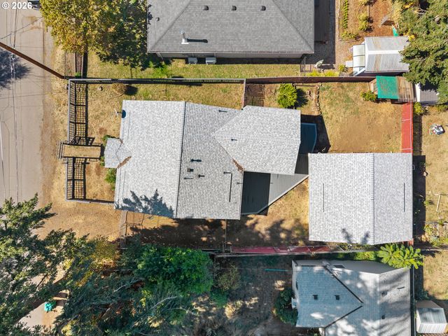 5321 Se HENDERSON St, Portland, OR 97206