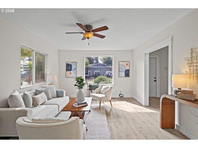 5321 Se HENDERSON St, Portland, OR 97206