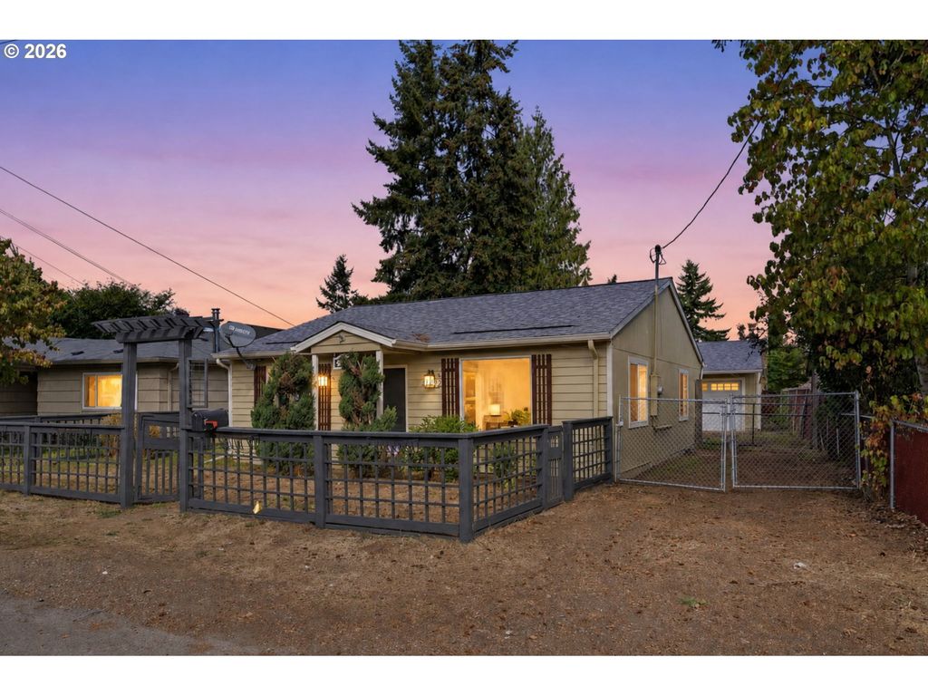 5321 Se HENDERSON St, Portland, OR 97206