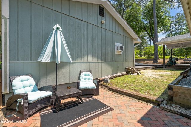 140 One Down Street, Southern Pines, NC 28387