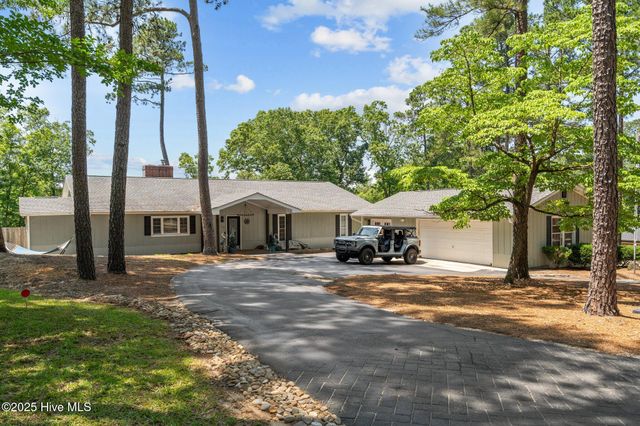 140 One Down Street, Southern Pines, NC 28387