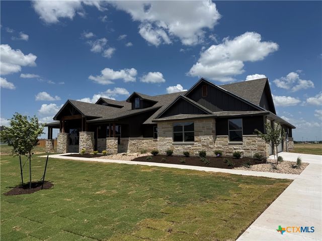 11109 Golden Eagle Avenue, Salado, TX 76571