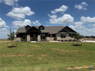 11109 Golden Eagle Avenue, Salado, TX 76571