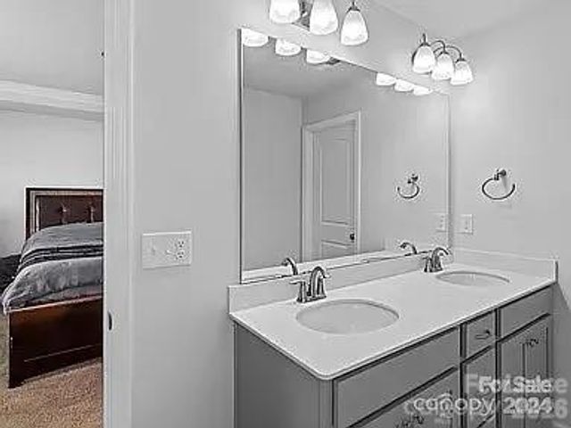 1230 Bigelow Street, Charlotte, NC 28269
