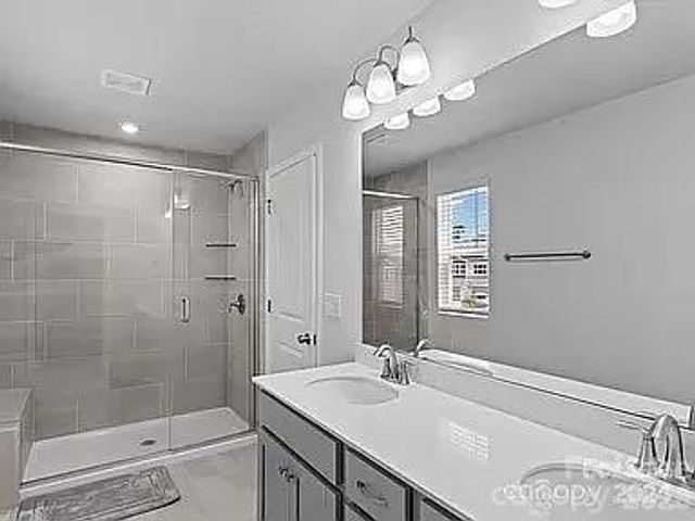 1230 Bigelow Street, Charlotte, NC 28269