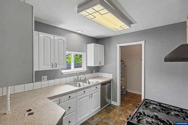 4175 Brooks Av NE, Keizer, OR 97303