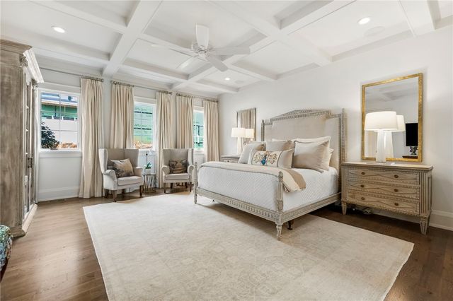 135 North Lake Drive, Sunset, SC 29685