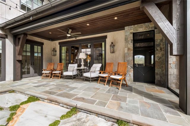 135 North Lake Drive, Sunset, SC 29685