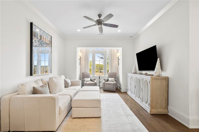 135 North Lake Drive, Sunset, SC 29685