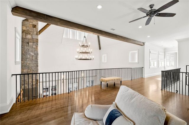 135 North Lake Drive, Sunset, SC 29685