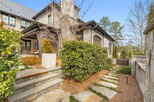 135 North Lake Drive, Sunset, SC 29685