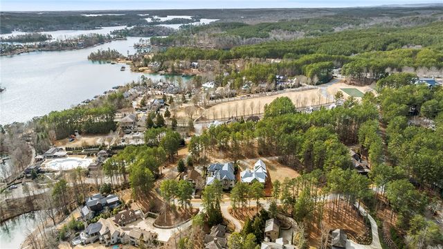 135 North Lake Drive, Sunset, SC 29685