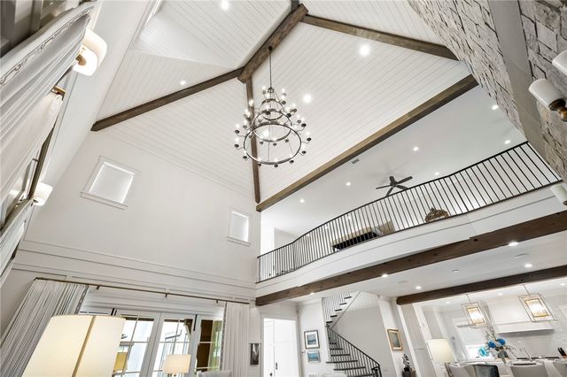 135 North Lake Drive, Sunset, SC 29685