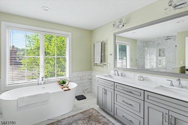 63 Church St, Lambertville City, NJ 08530