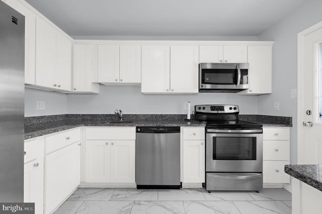 1062 SAYBROOK HARBOUR, Pasadena, MD 21122