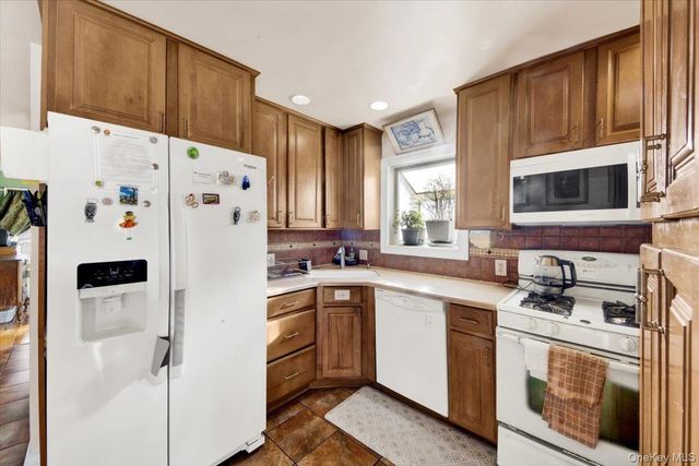 234 Beach 28th Street, Far Rockaway, NY 11691