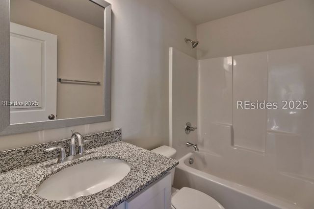 262 1st Ave, Ridgeland, SC 29936