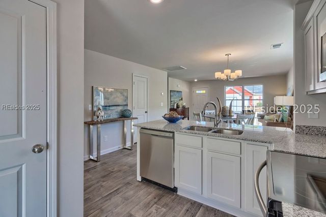 262 1st Ave, Ridgeland, SC 29936