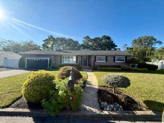 212 Drake Road, Brick, NJ 08723