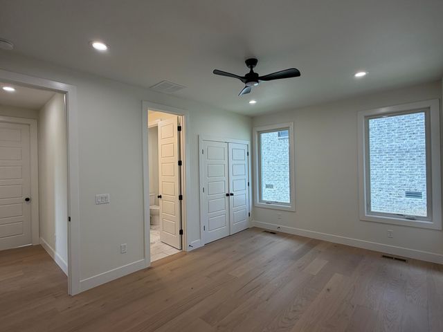 6039 S Holland Avenue, Springfield, MO 65810
