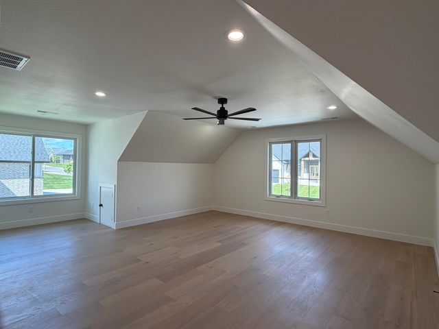 6039 S Holland Avenue, Springfield, MO 65810