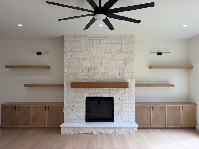 6039 S Holland Avenue, Springfield, MO 65810