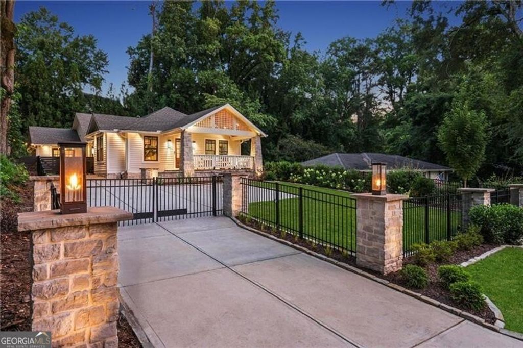 37 W Belle Isle Road, Atlanta, GA 30342