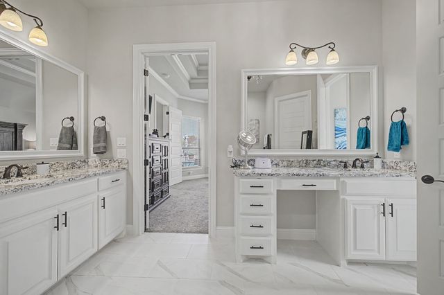 2104 Cash Point Court, Granbury, TX 76049