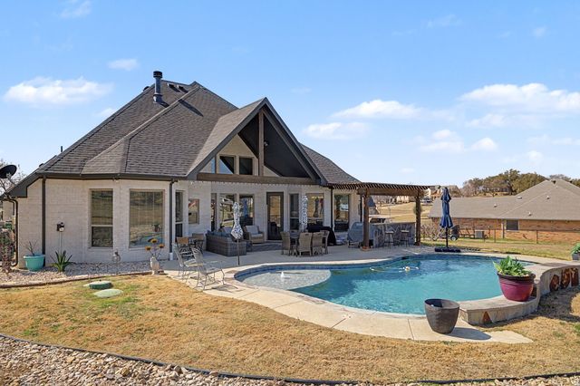 2104 Cash Point Court, Granbury, TX 76049