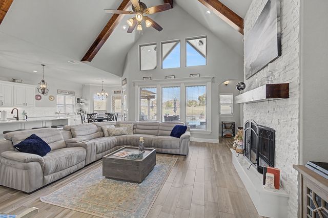 2104 Cash Point Court, Granbury, TX 76049