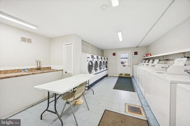 172 ALBEMARLE DR, Penllyn, PA 19422