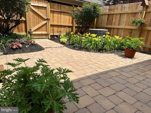 172 ALBEMARLE DR, Penllyn, PA 19422