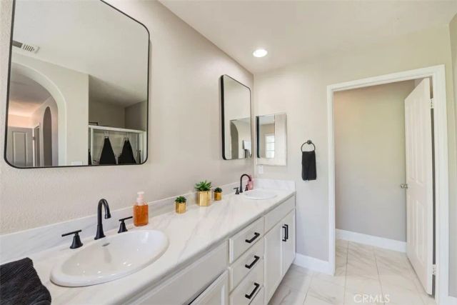 483 Klamath, Corona, CA 92880