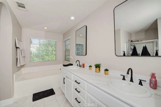 483 Klamath, Corona, CA 92880