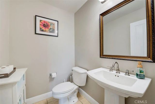 483 Klamath, Corona, CA 92880