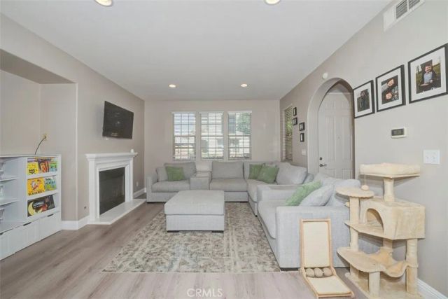 483 Klamath, Corona, CA 92880