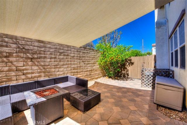 483 Klamath, Corona, CA 92880