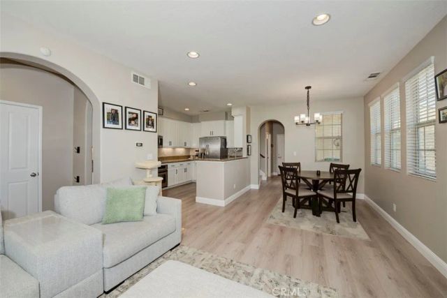 483 Klamath, Corona, CA 92880