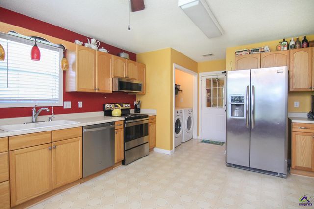 306 Bryson Way, Warner Robins, GA 31088