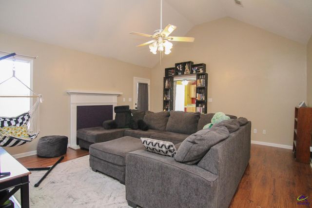 306 Bryson Way, Warner Robins, GA 31088