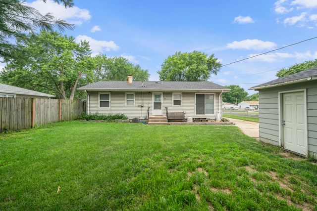 1922 Kevin Drive, Montgomery, IL 60538