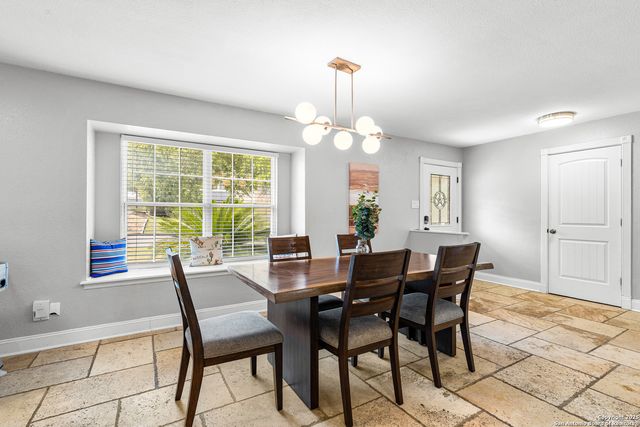 6806 Farrow Pl, San Antonio, TX 78240