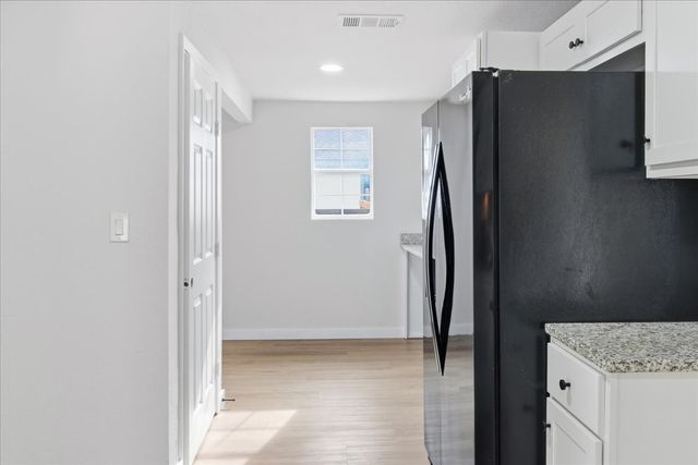 404 S Murray Street, Mckinney, TX 75069