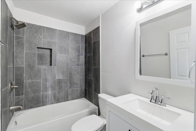 404 S Murray Street, Mckinney, TX 75069