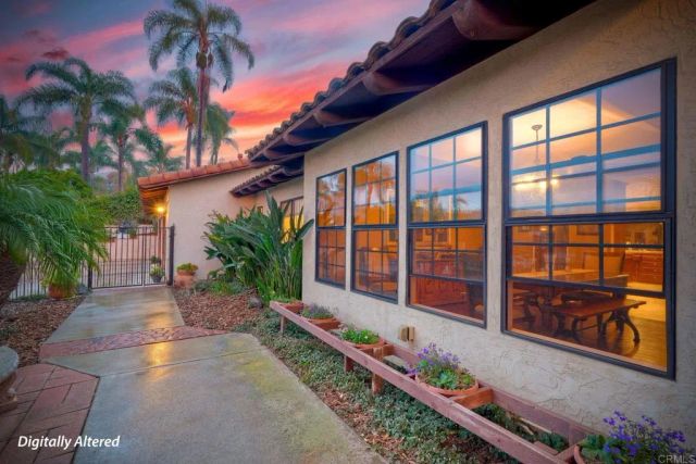 1817 Queens Way, Vista, CA 92084
